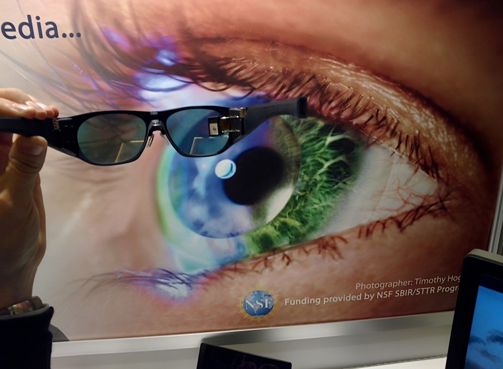 iOpik glasses at CES